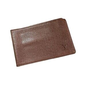 Louis Vuitton Never used Brown Taiga Leather Passport-document Card/ID Holder